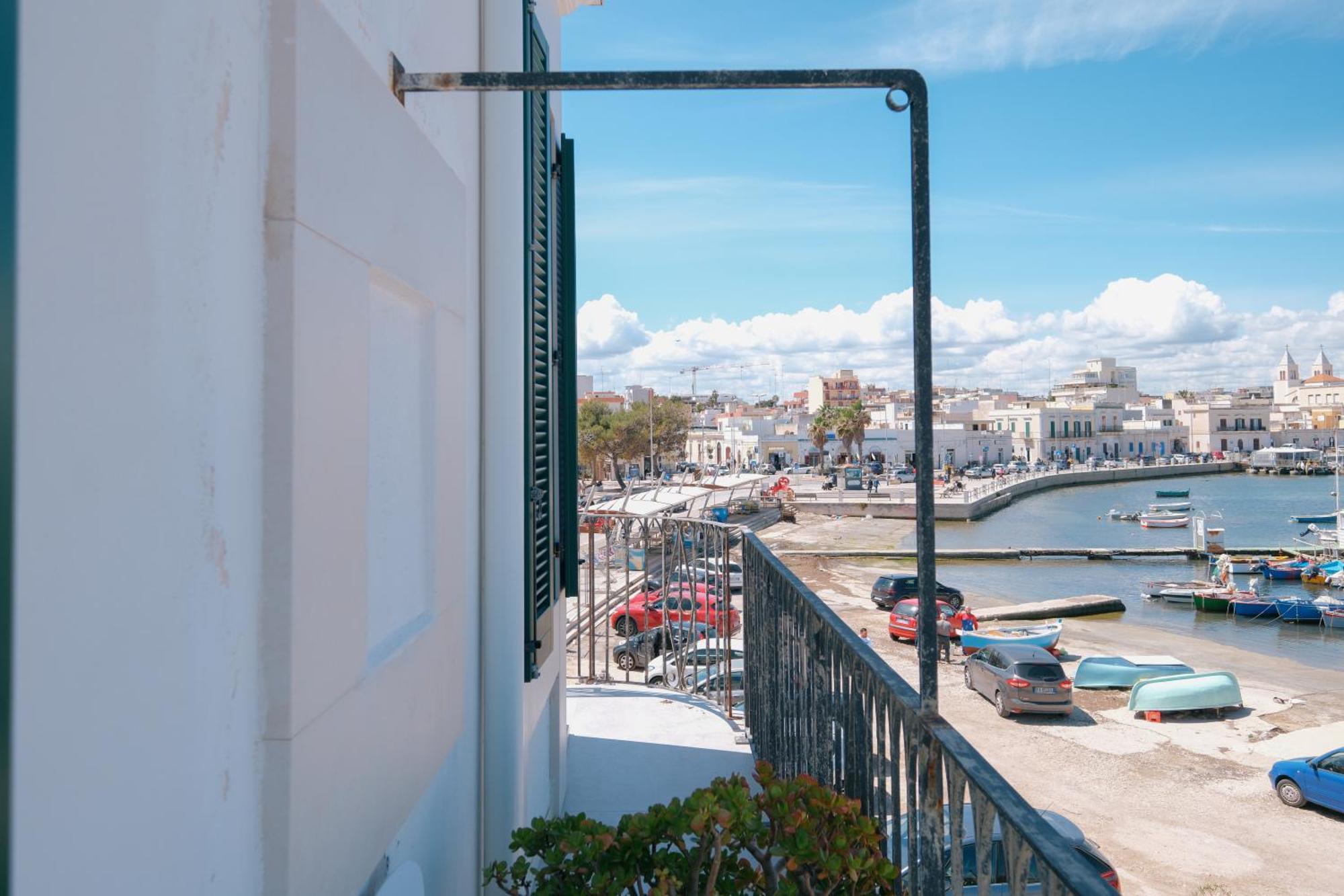 La Finestrella Hotell Bari Exteriör bild